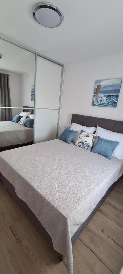 Luxury Apartment Isabel Волоско Экстерьер фото