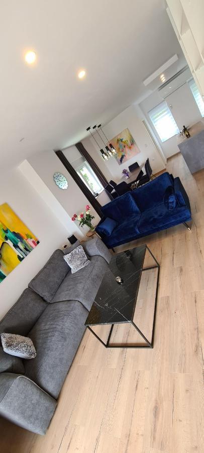 Luxury Apartment Isabel Волоско Экстерьер фото